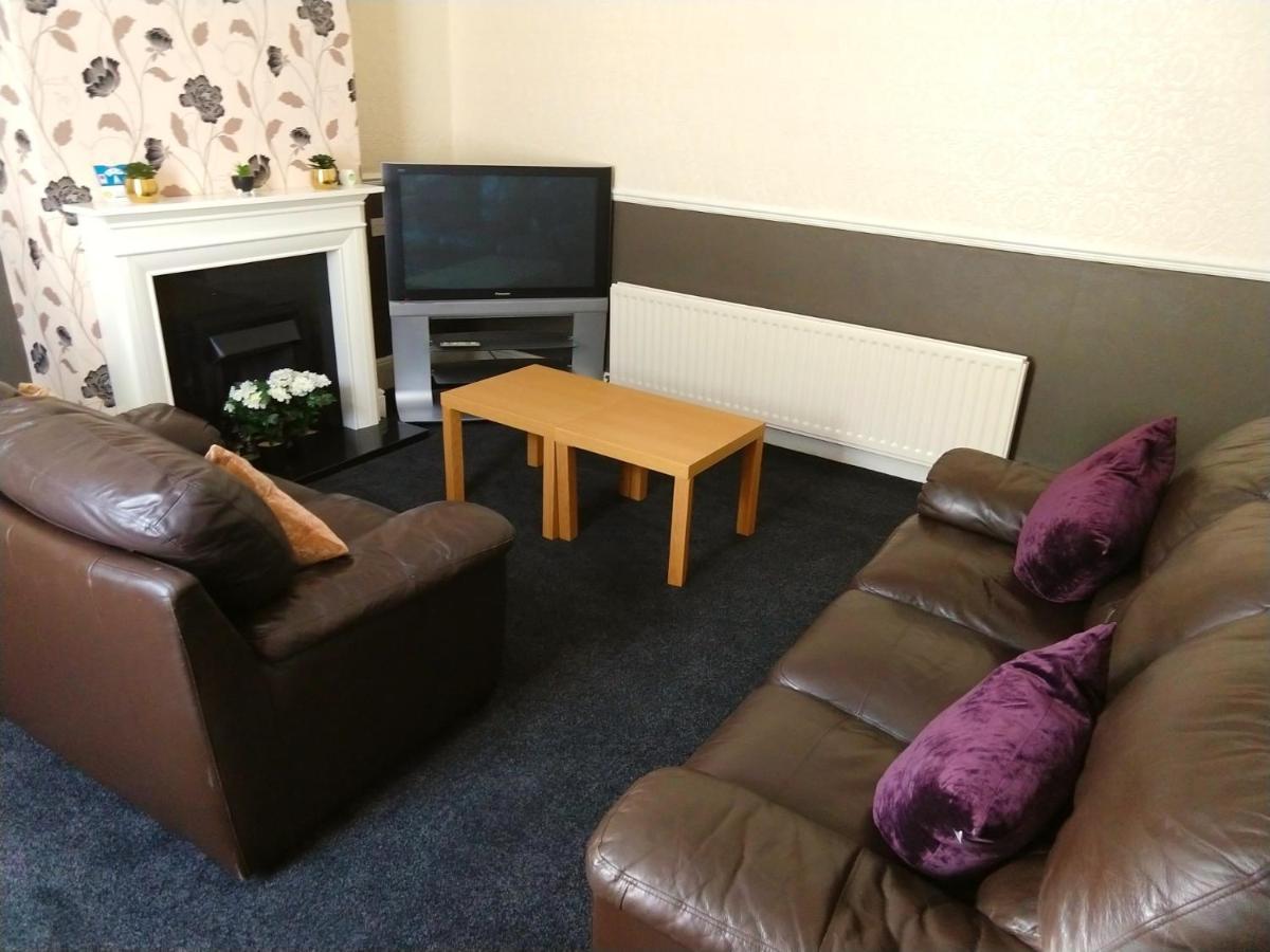 Napier Town House - Self Catering - Guesthouse Style - Twin And Double Rooms Workington Bagian luar foto